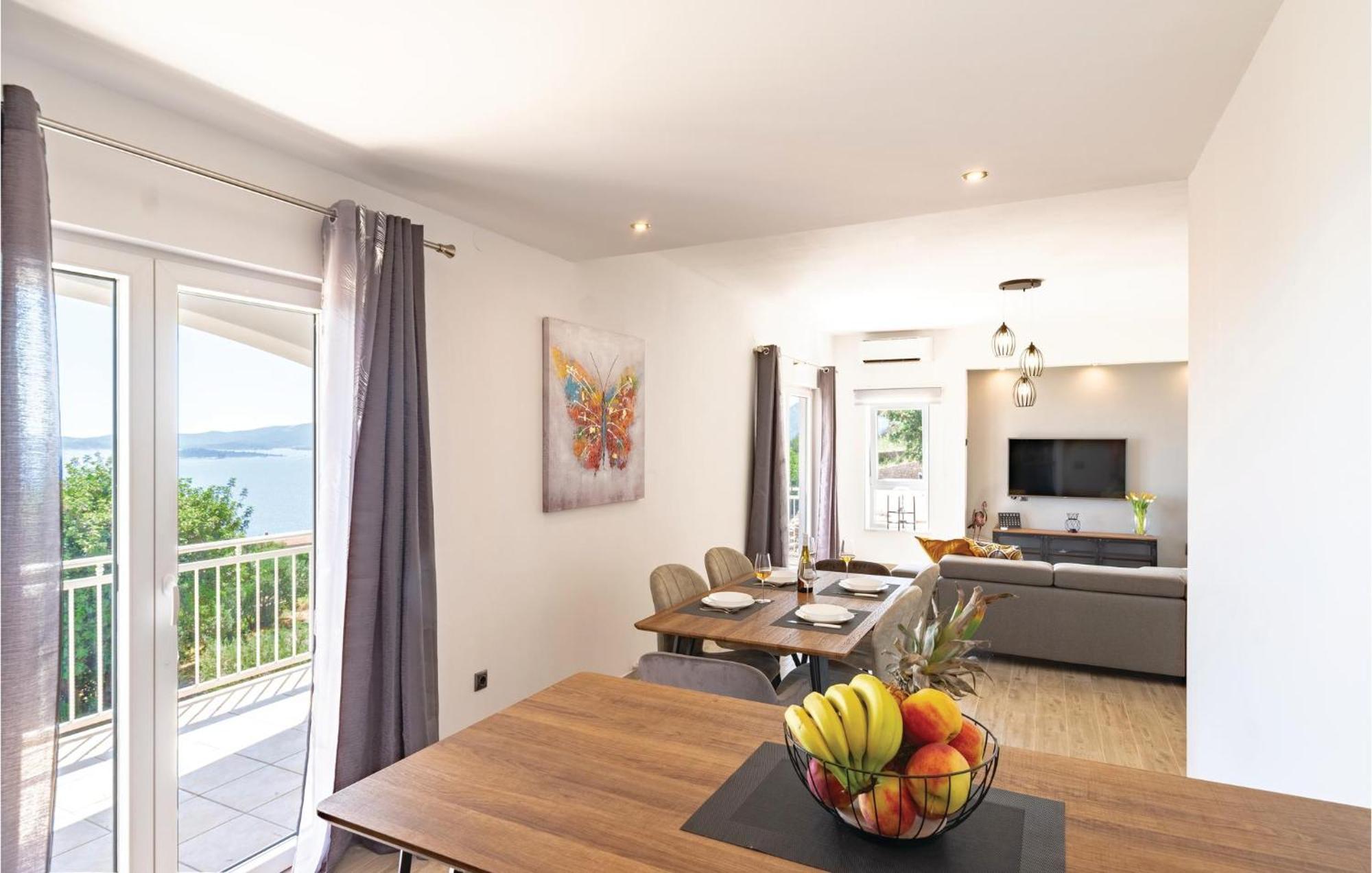 Nice Apartment In Orebic With House Sea View ภายนอก รูปภาพ