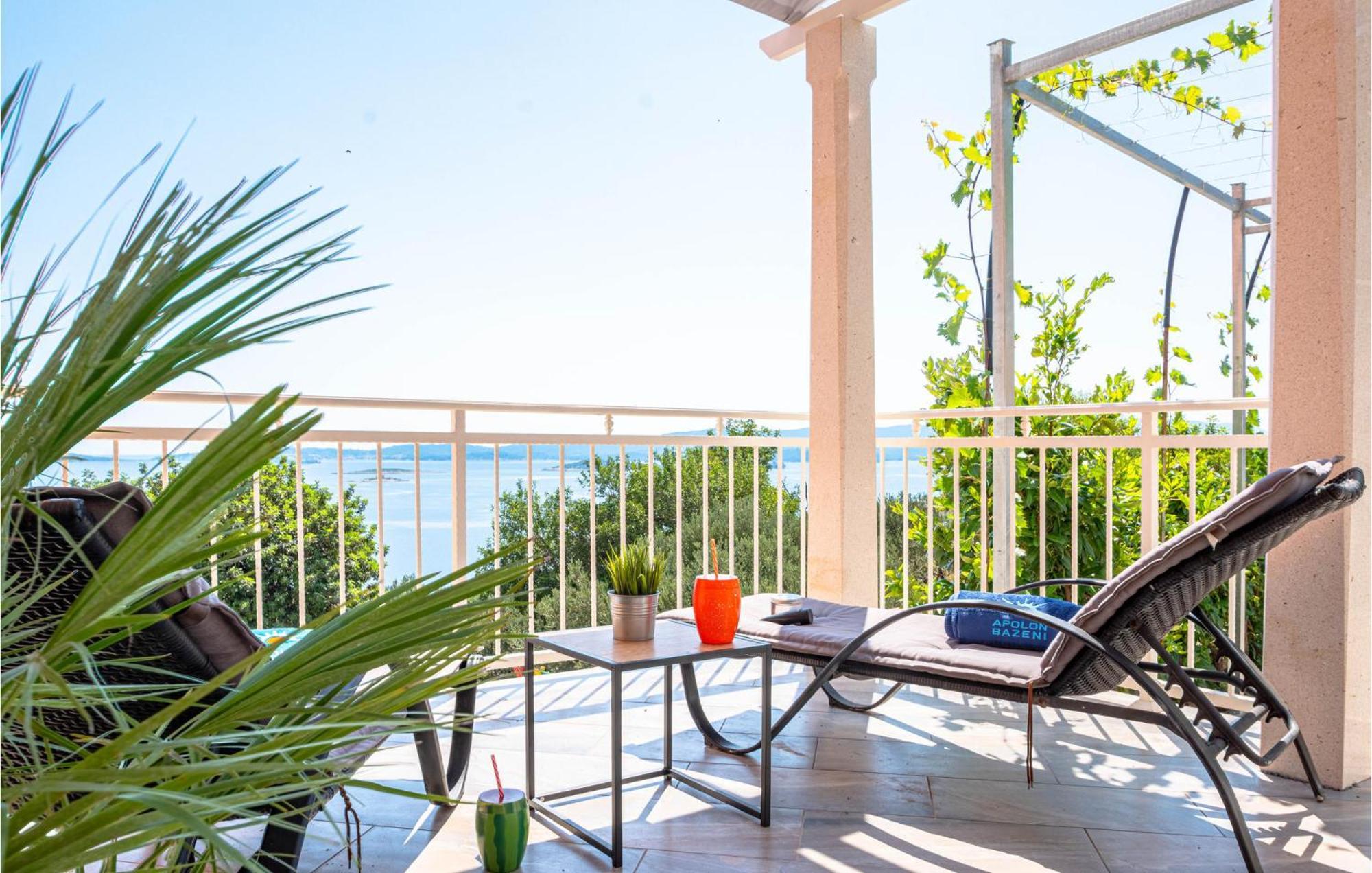 Nice Apartment In Orebic With House Sea View ภายนอก รูปภาพ