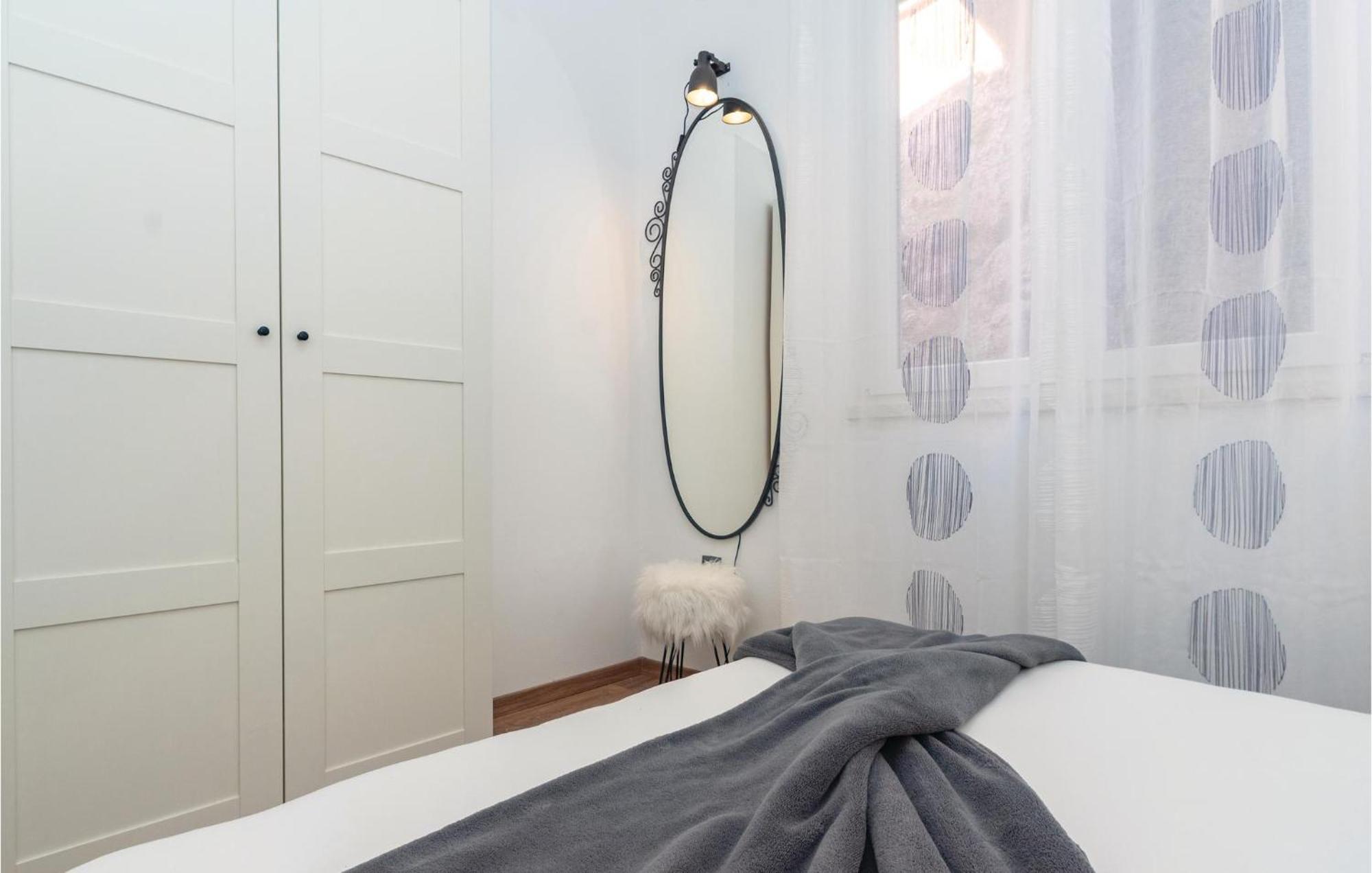 Nice Apartment In Orebic With House Sea View ภายนอก รูปภาพ